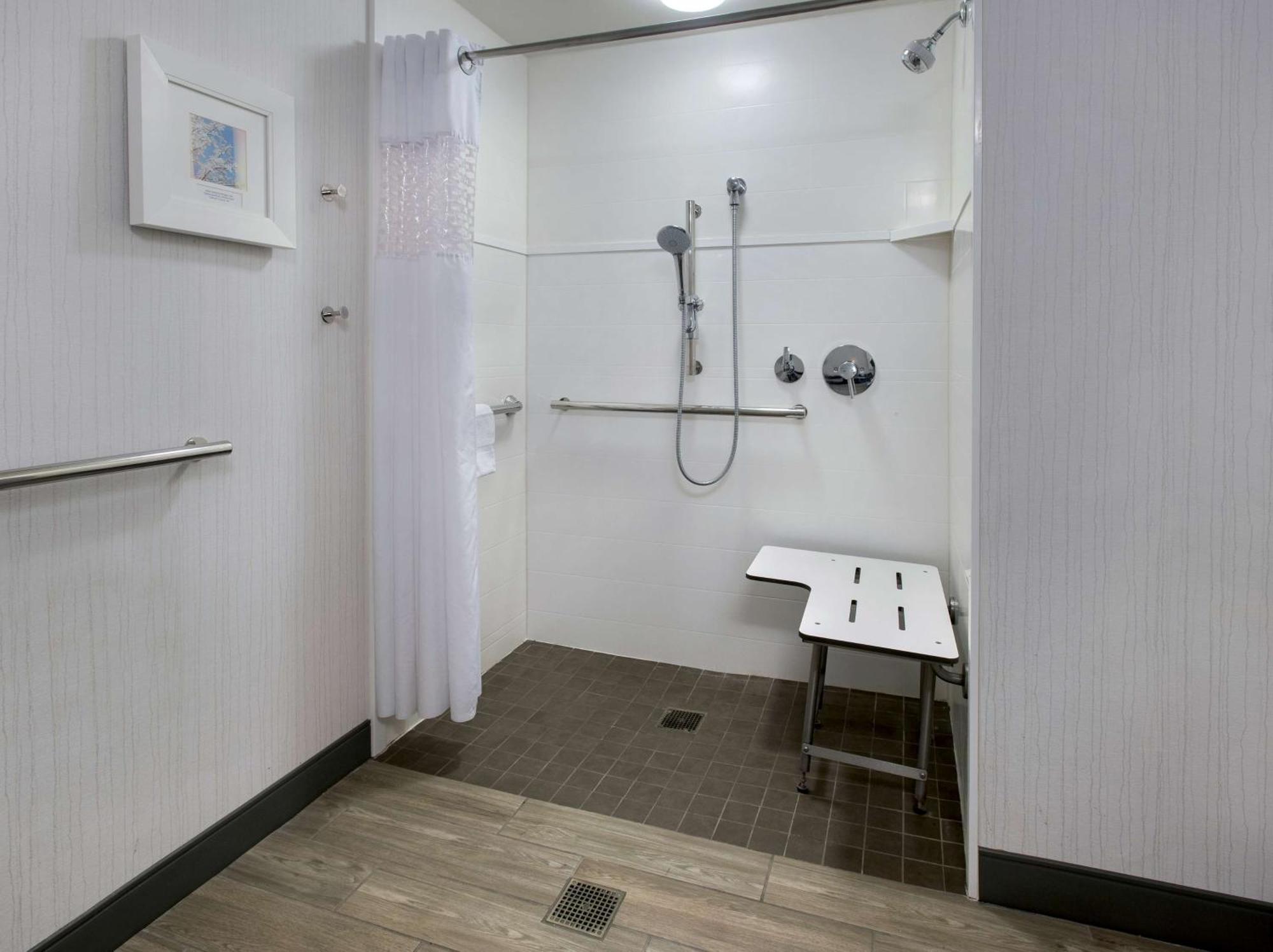 Hampton Inn Middletown Esterno foto