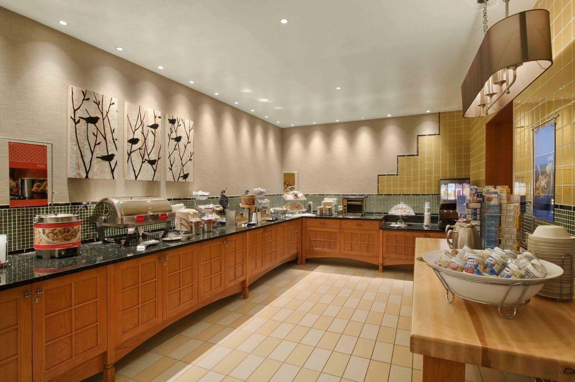 Hampton Inn Middletown Esterno foto