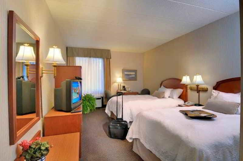 Hampton Inn Middletown Esterno foto